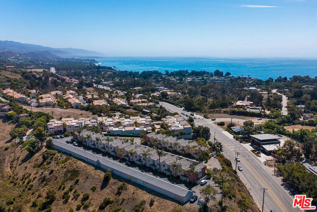 Foto principal - 28711 Pacific Coast Hwy