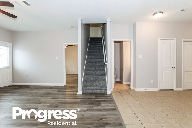 Foto del edificio - 12027 Fairquarter Ln