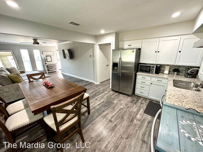 Foto del edificio - 3 br, 2 bath House - 5316 Helmick Ave