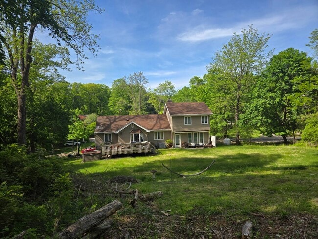 Building Photo - 110 Lime Kiln Rd