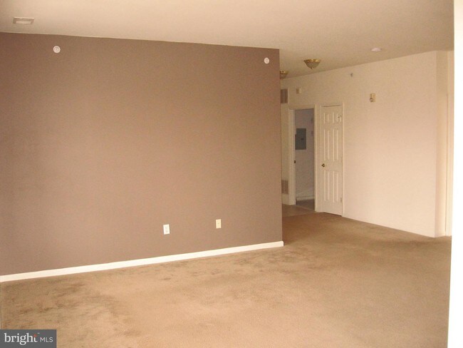 Building Photo - 95 Kyle Way