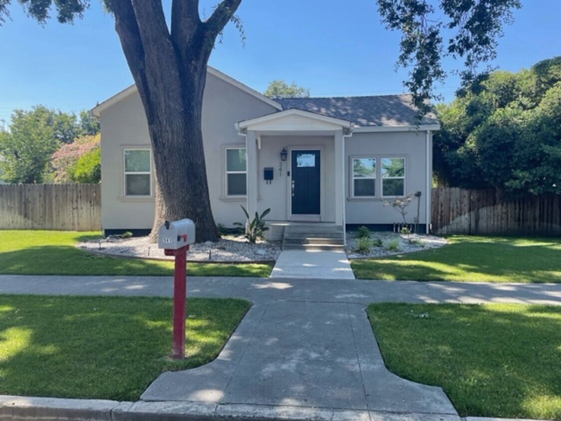 Primary Photo - Beautiful 3 bedroom 2 bath home in Colusa