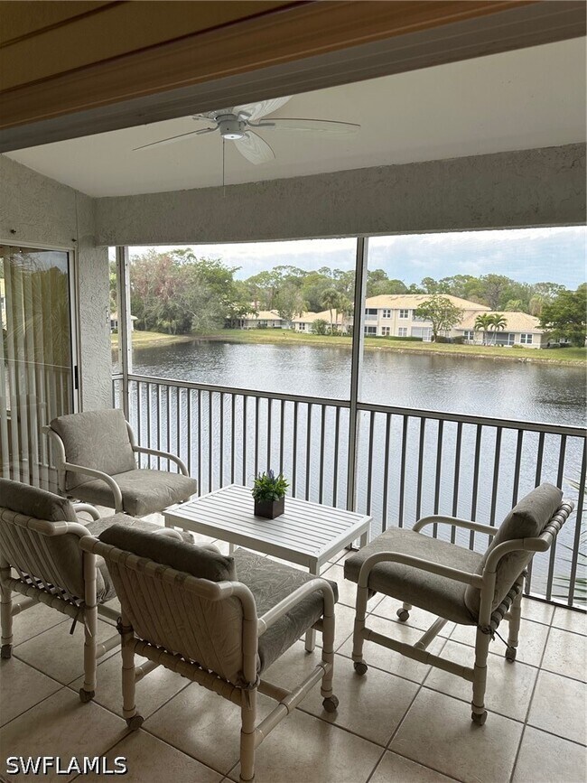 Foto del edificio - 306 Emerald Bay Cir