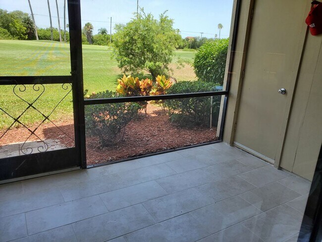 Foto del edificio - Golf course 2 bed 2 bath isla del sol Villa