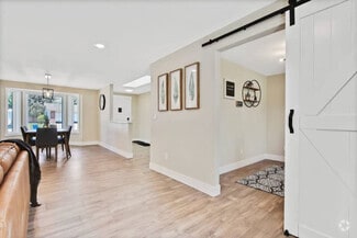 Building Photo - 1215 E Cerramar Ct