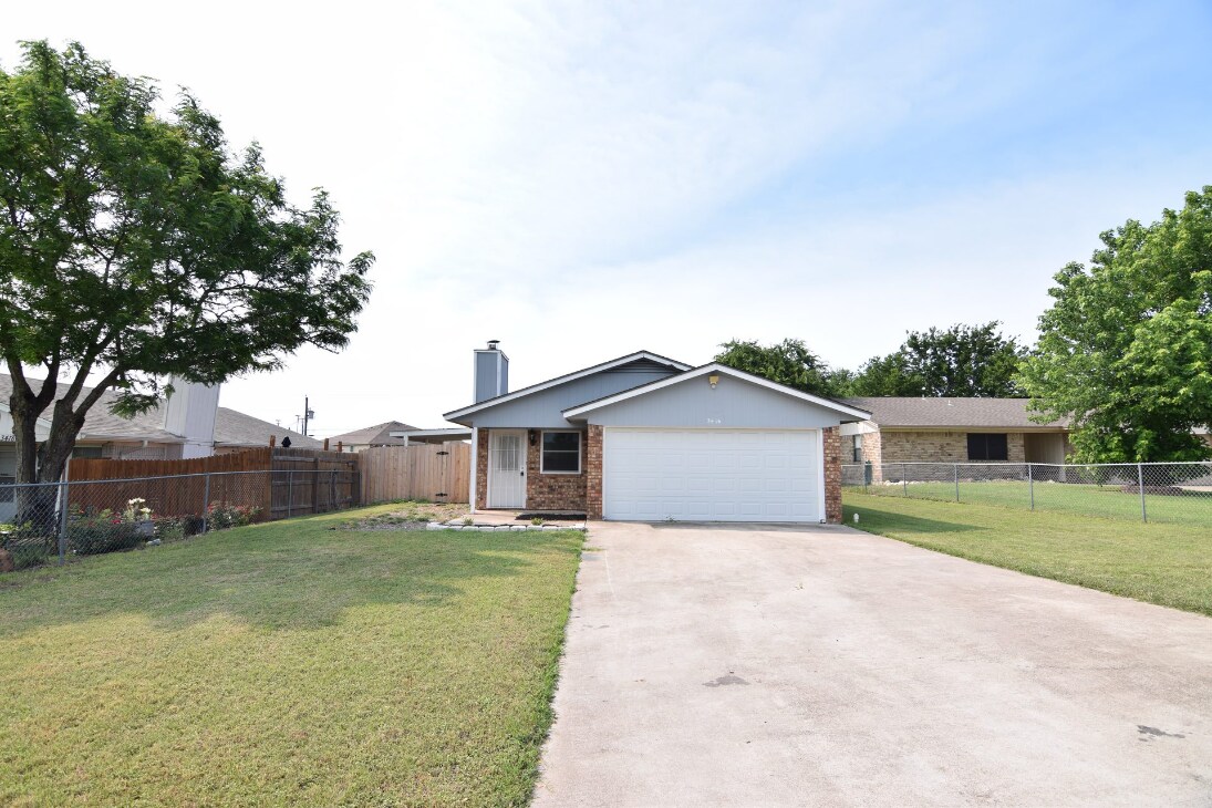 Foto principal - 3416 Chisholm Trail