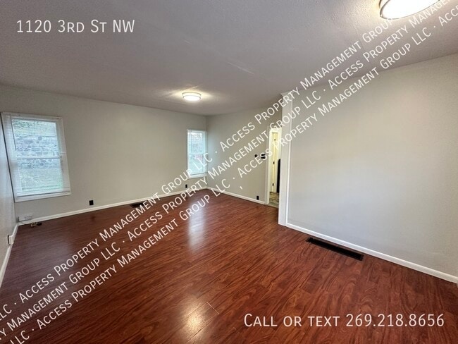 Foto del edificio - 1120 3rd St NW
