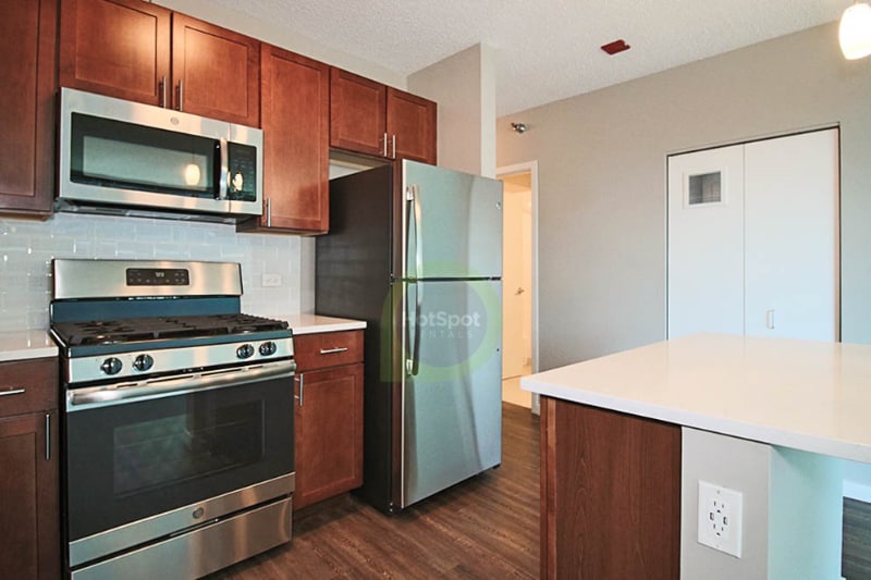 Photo - 303 E Ohio St (Chicago, IL)