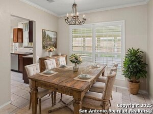 Foto del edificio - 317 Sunrose Ln