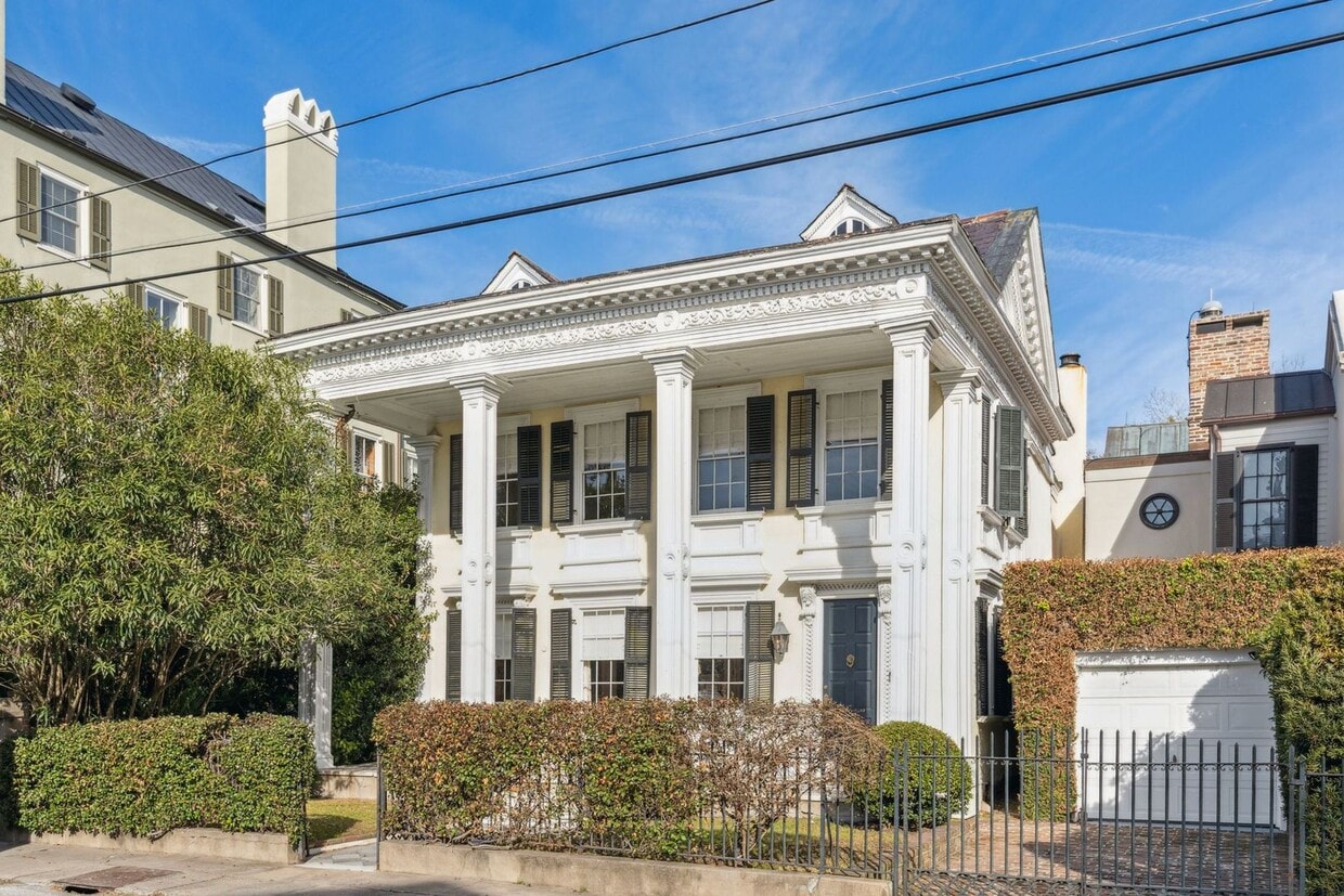 Primary Photo - Gorgeous Historic South of Broad Home