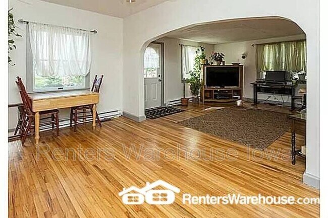 Foto del edificio - 14715 Harrison St