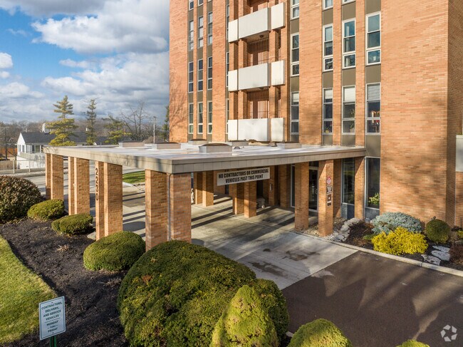 Foto del edificio - Carillon House Condominium
