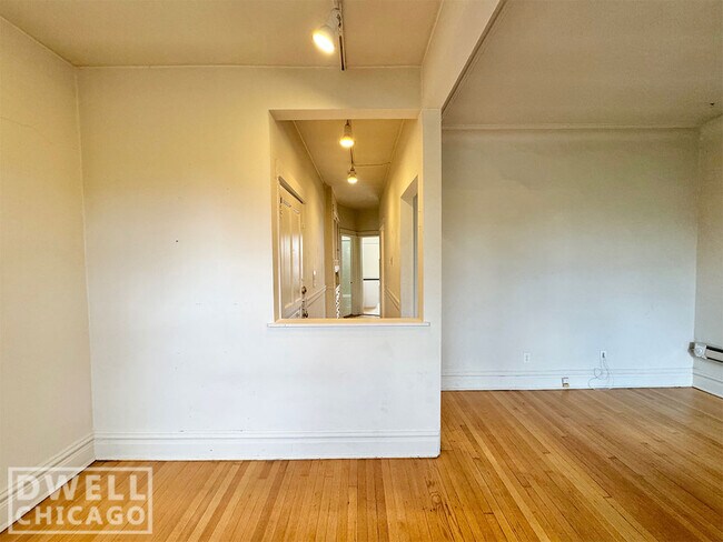 Foto del edificio - 2907 N Mildred Ave