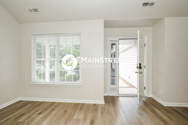 Foto del edificio - 915 Meadow Oak Dr