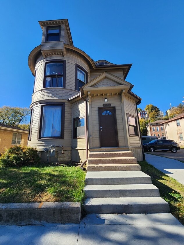 Foto principal - Large 1BR Unit - Freshly Remodeled