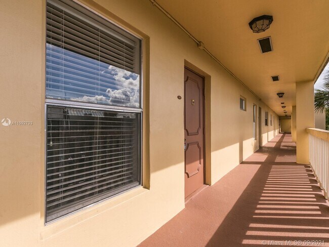 Building Photo - 5980 NW 64th Ave