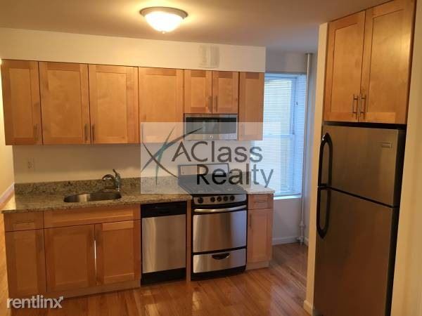 Foto principal - 3019 49th St