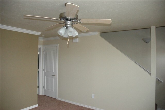 Interior 2 - 3912 Washington Ave