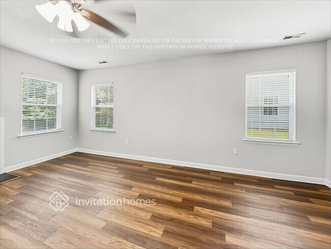 Foto del edificio - 4223 High Shoals Dr