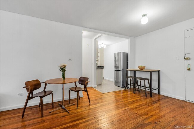 Foto del edificio - 415 Argyle Rd