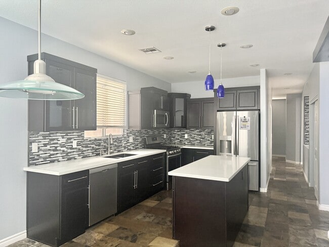 Building Photo - 3079 Paseo Mountain Ave