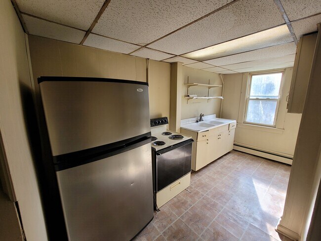 Foto del edificio - 321 Woodlawn Rd