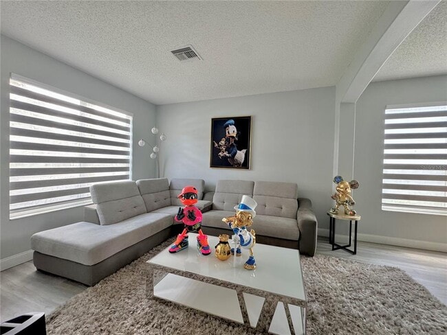 Building Photo - 5355 Tortuga Dr