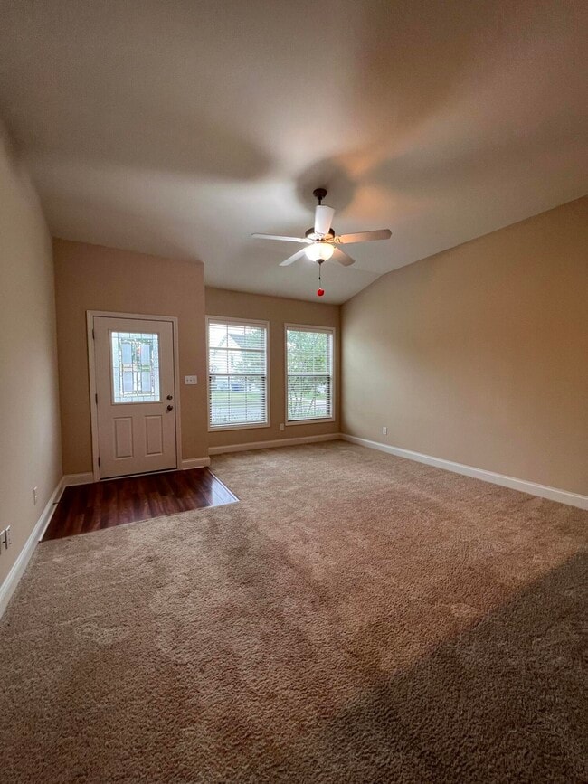 Foto del edificio - 1014 Sugarbush Trail