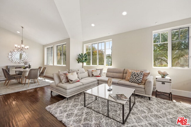 Building Photo - 1751 Appian Wy