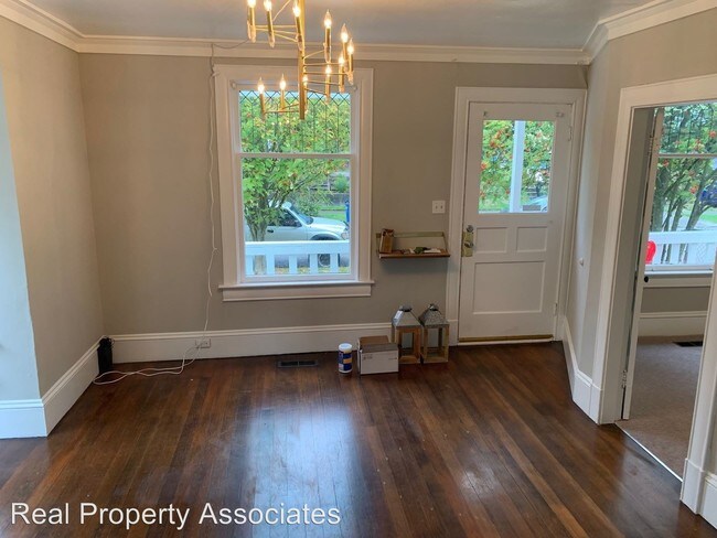 Foto del edificio - 2 br, 1 bath House - 3013 NW 66th St