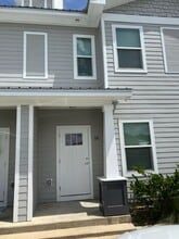 Building Photo - 318 N Sand Palm Rd