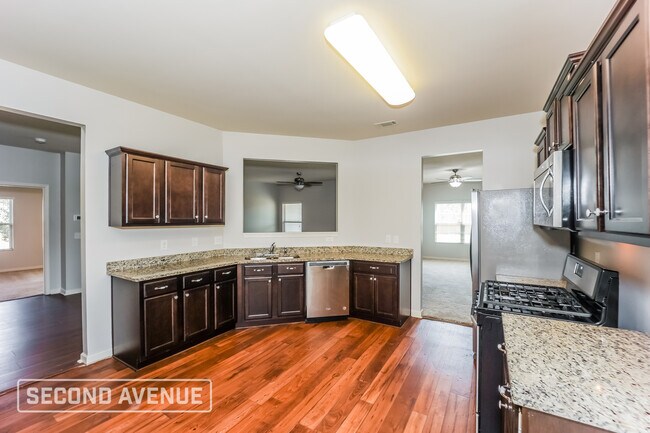 Foto del edificio - 4080 Clay Ct SE