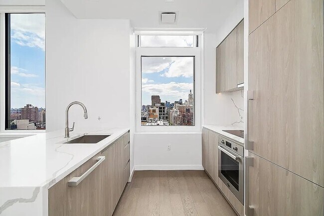 Foto del edificio - 200 E 23rd St