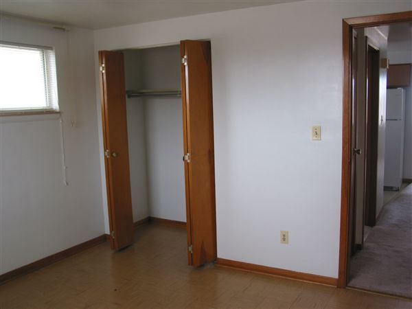 Foto del edificio - 461 Alberta Dr