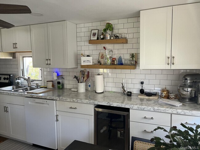 Foto del edificio - 525 Riverleigh Ave