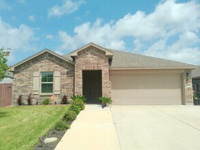 Building Photo - 7825 Salais Dr