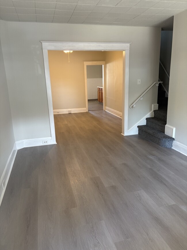 Photo - 7112 Glenloch St House