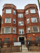 Building Photo - 8016 S Ingleside Ave