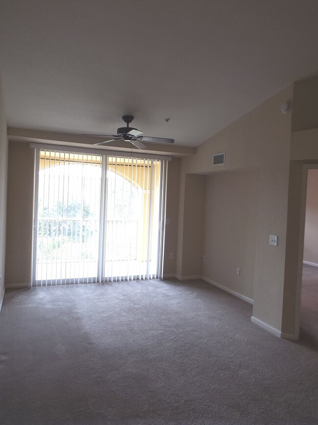 Building Photo - 4105 Residence Drive