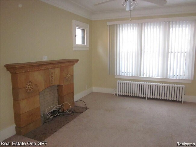 Foto del edificio - 1005 Beaconsfield Ave