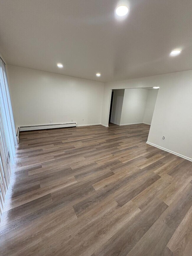 Foto del edificio - 630 56th St SE