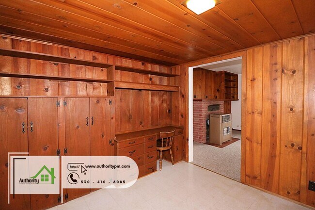 Building Photo - 2513 Ostling Ave