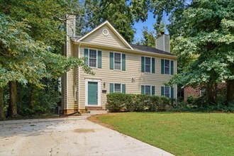 Building Photo - 5211 Lynnville Ave