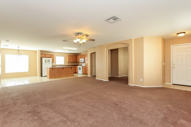 Foto del edificio - 12901 N 127th Ln