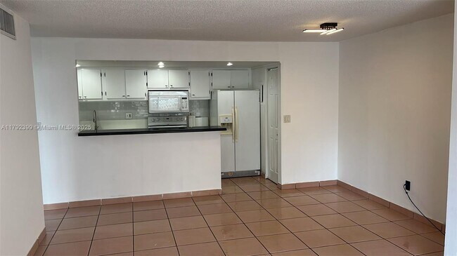 Foto del edificio - 4430 NW 79th Ave