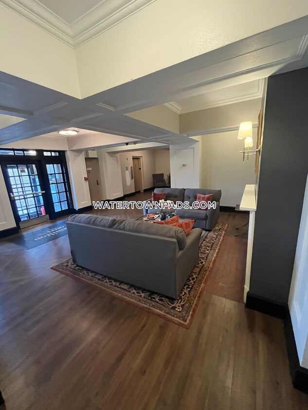 550 Belmont St Unit 6, Watertown, MA 02472 Apartment for Rent in