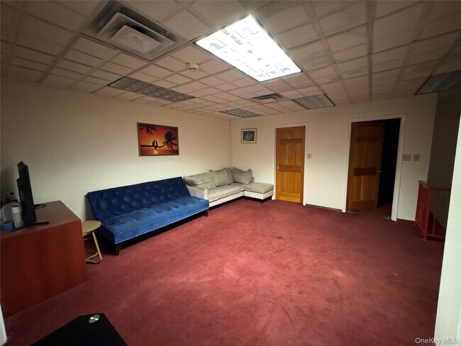 Foto del edificio - 106-11 Liberty Ave