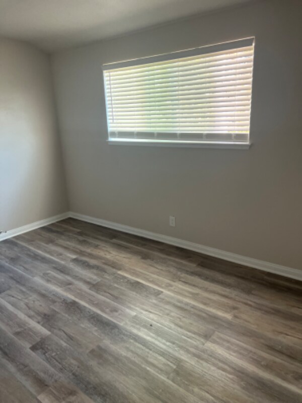 Building Photo - 1268 Chalmette Ave