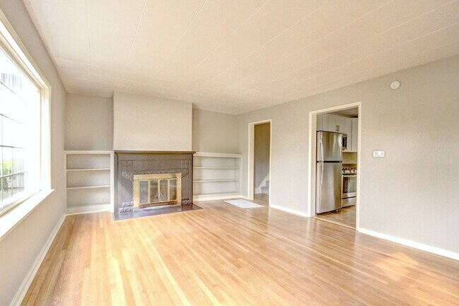 Foto del edificio - 502 NE 72nd St