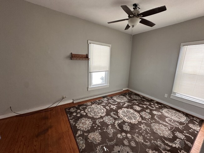 Foto del edificio - 727 N Brandon Ave